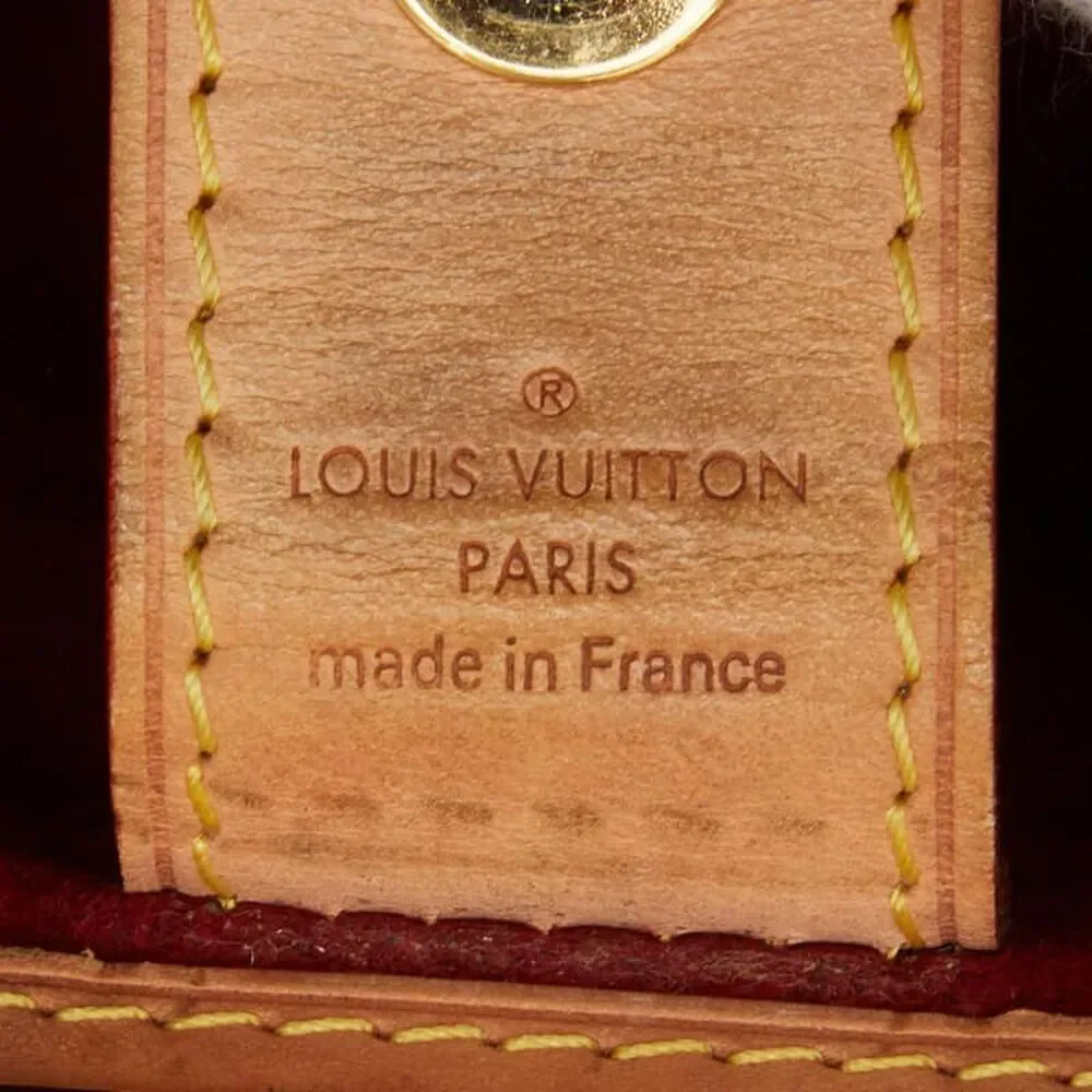 Louis Vuitton handle delivery